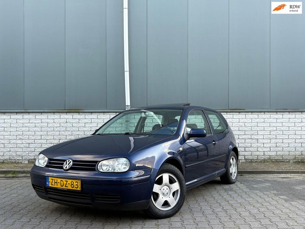 Volkswagen Golf 1.6 Highline-Automaat-Schuifdak-NWE APK, Gebruikt, Zwart, 4 cilinders, Blauw