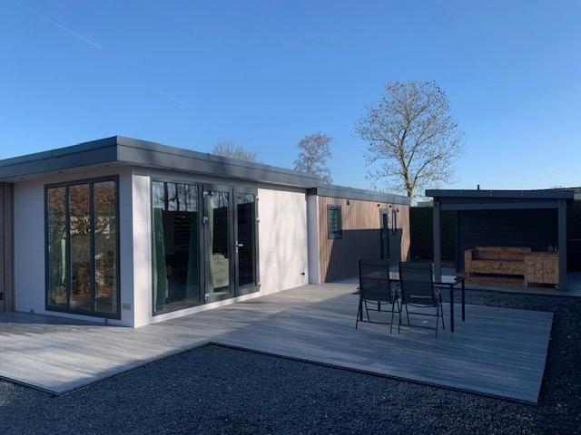 Te koop luxe chalet op kleinschalig 50+ park in Klarenbeek, Huizen en Kamers, Recreatiewoningen te koop, Gelderland, Chalet, A