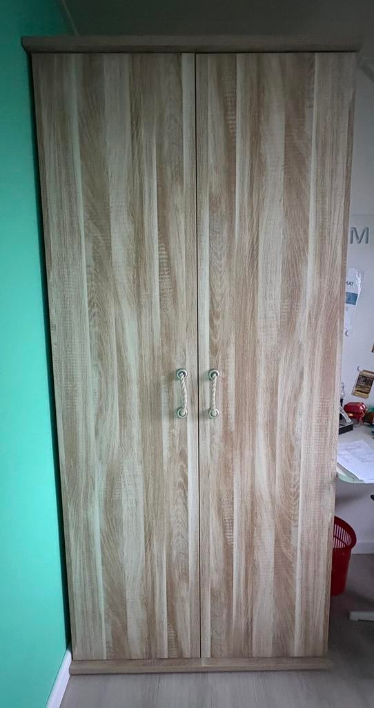 Kast, bed, spiraalbodem en nachtkast, Kinderen en Baby's, Kinderkamer | Complete kinderkamers, Zo goed als nieuw, Jongetje of Meisje
