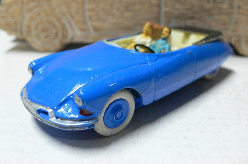 citroen ds 19 cabrio - met beatrix en claus- corgi - verbouw, Verzenden, Gebruikt, Auto, Corgi