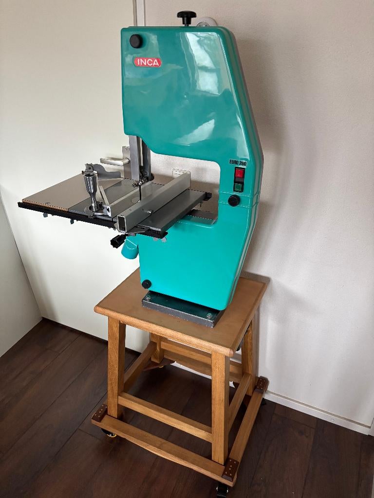 Inca.Div. inst.machines te koop.major, Doe-het-zelf en Verbouw, Ophalen, 70 mm of meer, Nieuw, Lintzaag