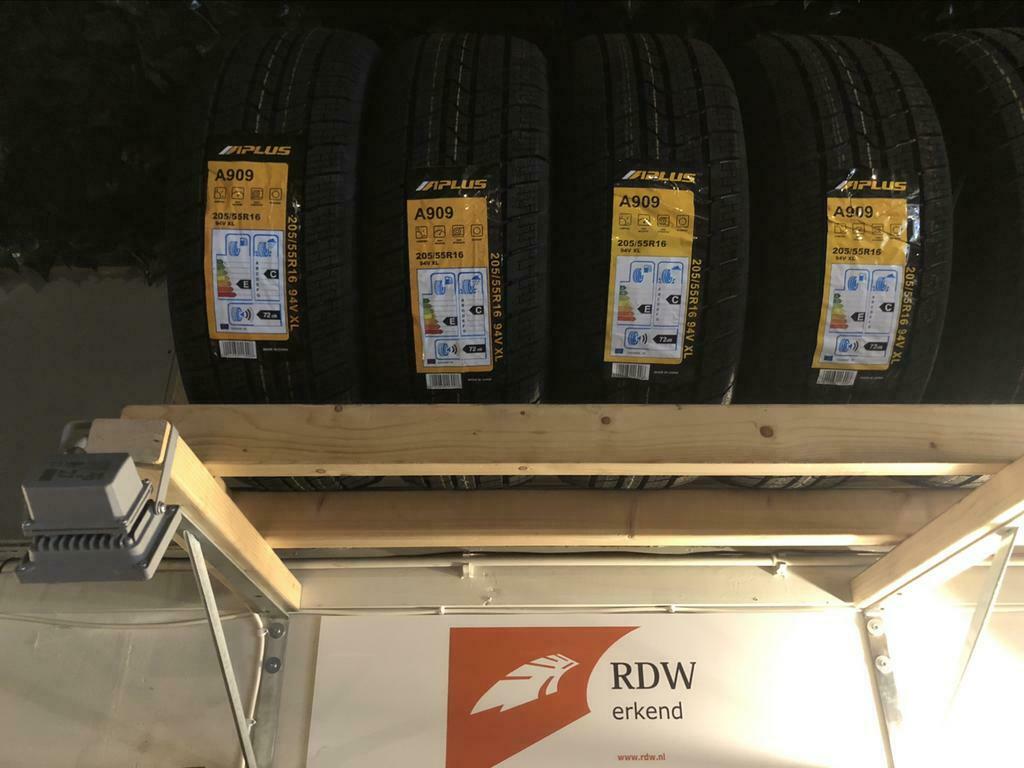 Nieuwe all season banden 205-55-16 225-45-17 225-40-18, Auto-onderdelen, Banden en Velgen, Ophalen, Autobedrijf Bovak, Overige