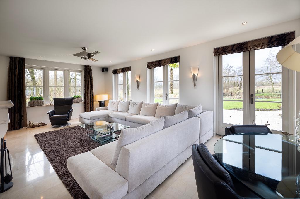 Jori Tigra Design Hoekbank (6-zits) Divanbase JR-2223 - 2020, Huis en Inrichting, Banken | Bankstellen, Ophalen, Gebruikt, Hoekbank
