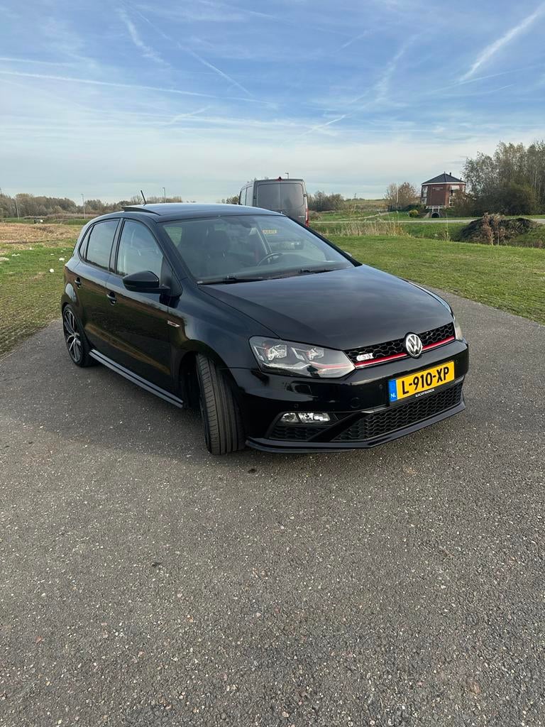 Volkswagen Polo gti 1.8, Auto's, Volkswagen, Stof, Zwart, 1180 kg, Particulier