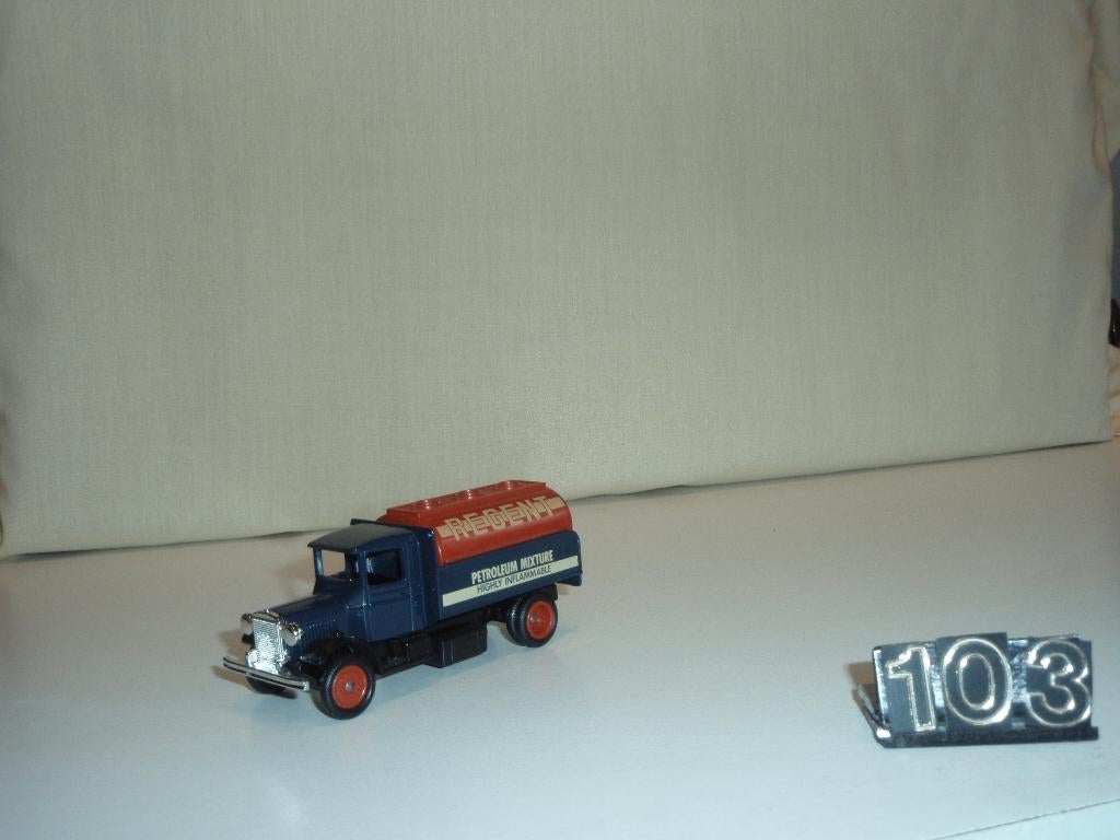 Te koop modelauto 1934 mack - motorwagen tankwagen, Verzamelen, Ophalen of Verzenden, Nieuw, Auto's