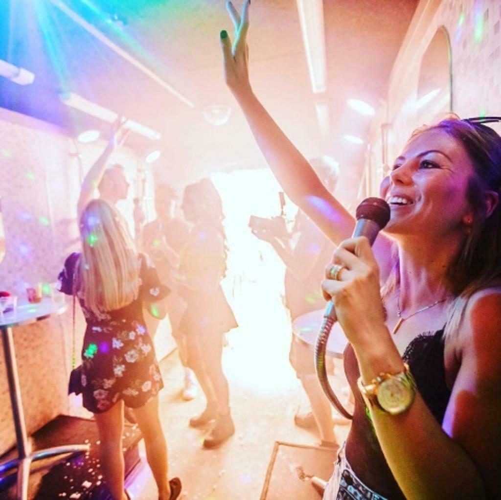 Foto 6 van Karaokeconcurrent - Karaoke verhuur en Mobiele concepten