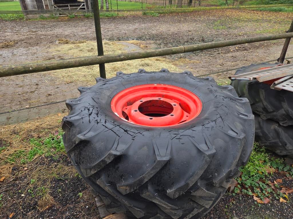 Trekker banden/18.4 r26, Ophalen of Verzenden