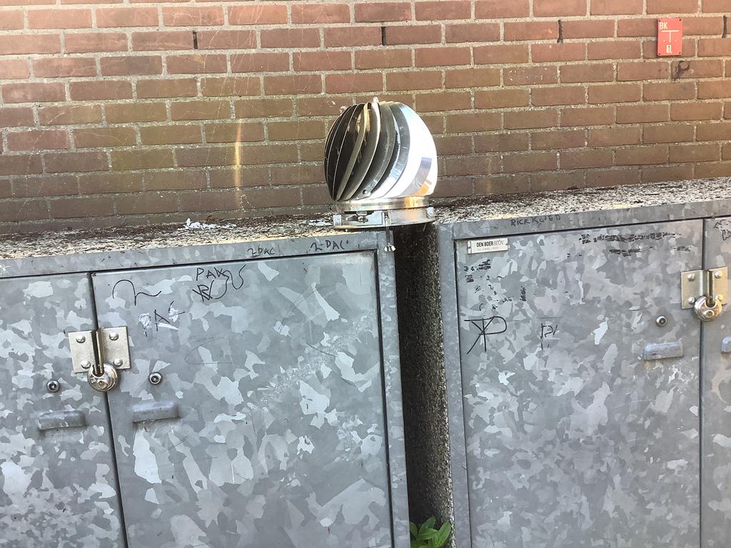 Trekkap draaiend, Ophalen of Verzenden, Zo goed als nieuw, Metaal