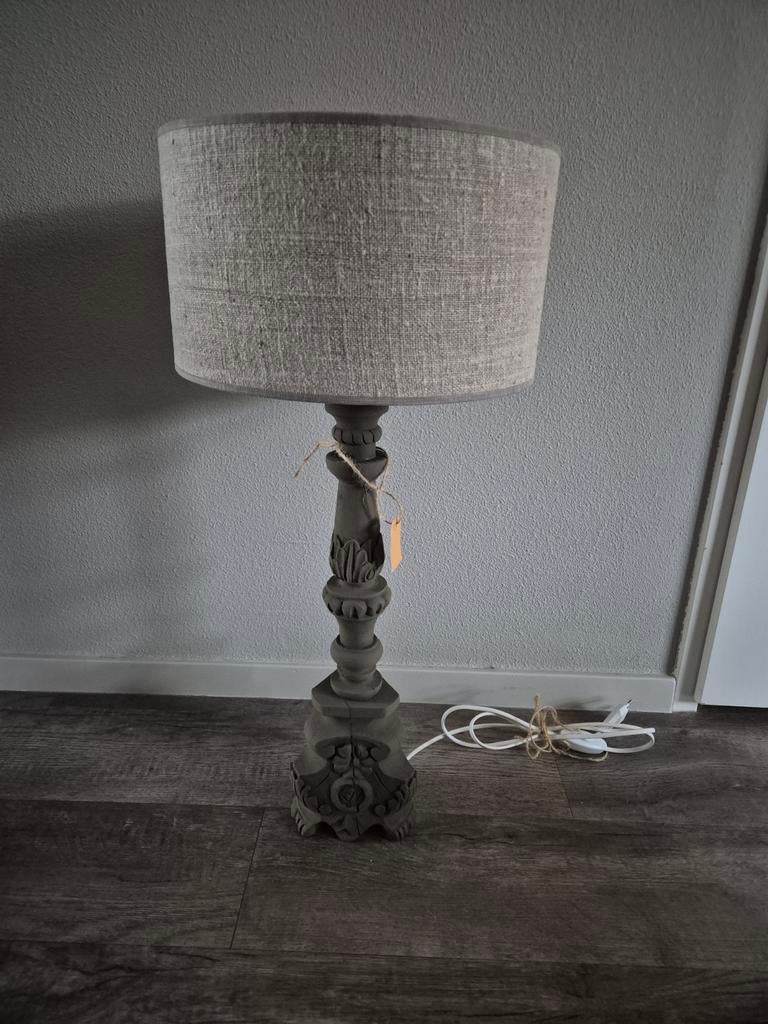 Aura peeperkorn lampenvoet met Shabby Kap NIEUW!!, Hoffz, sober, landelijk, Www.vrumdwonen.nl, 50 tot 75 cm, Het Logement 9