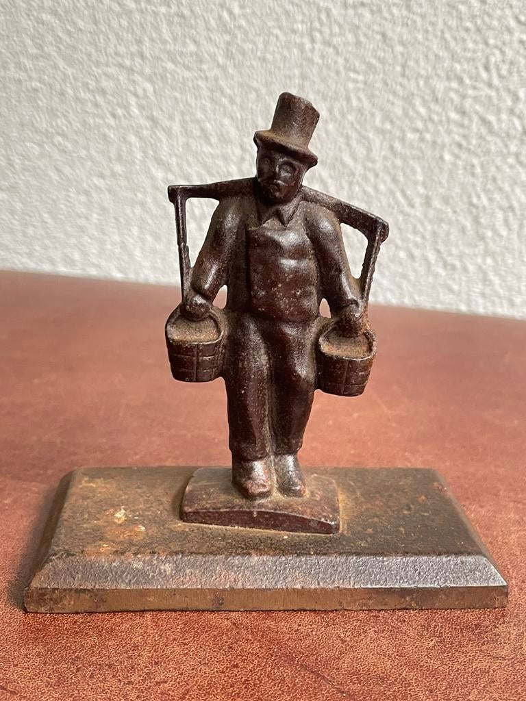 Hans Hummel waterdrager in Hamburg, gietijzer, Ophalen of Verzenden