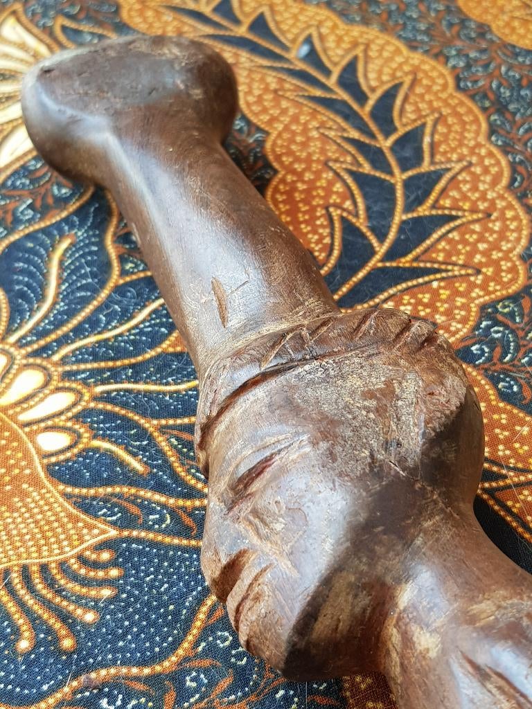 Mooie oude wandelstok uit Afrika van mahoniehout 92,5 cm., Ophalen of Verzenden