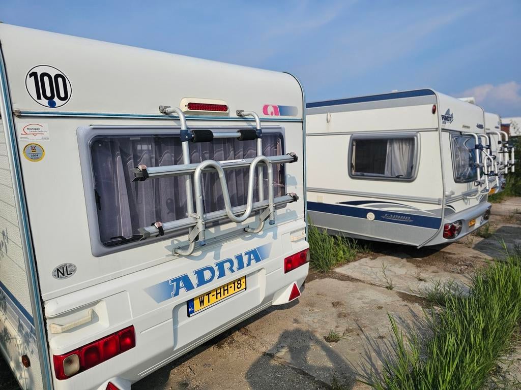 Caravans huren: JULI/AUG LAST MINKORTING!!Airco/tent etc, Caravans en Kamperen
