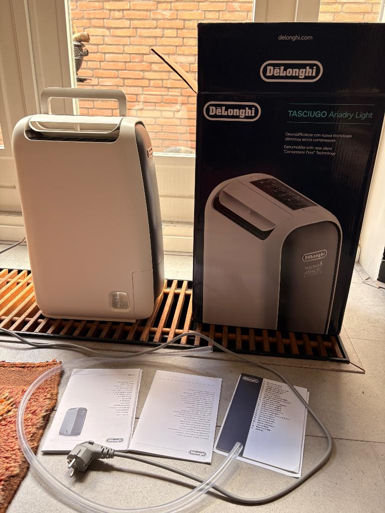 De’Longhi Ariadry light DNS65 ontvochtiger, Ophalen, Zo goed als nieuw, Luchtontvochter