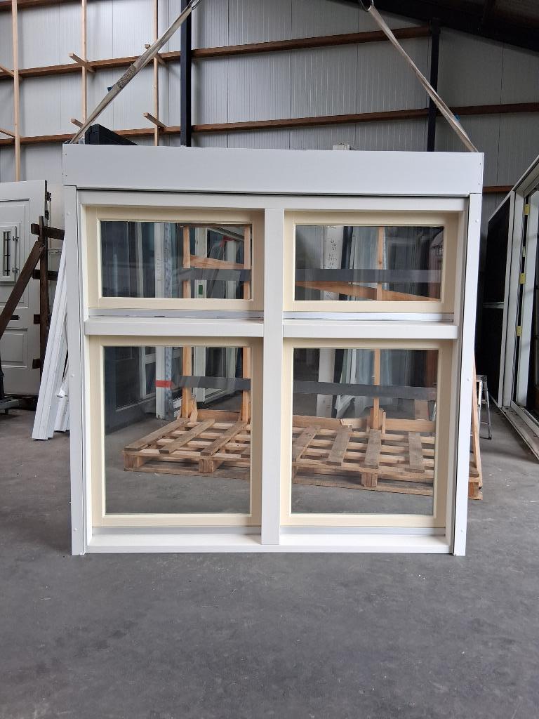 Nieuw Raamkozijn Screen Hor  Hr++ Bezorgen factuur mogelijk, Gevelraam of Ruit, Zo goed als nieuw, Dubbelglas, 160 cm of meer
