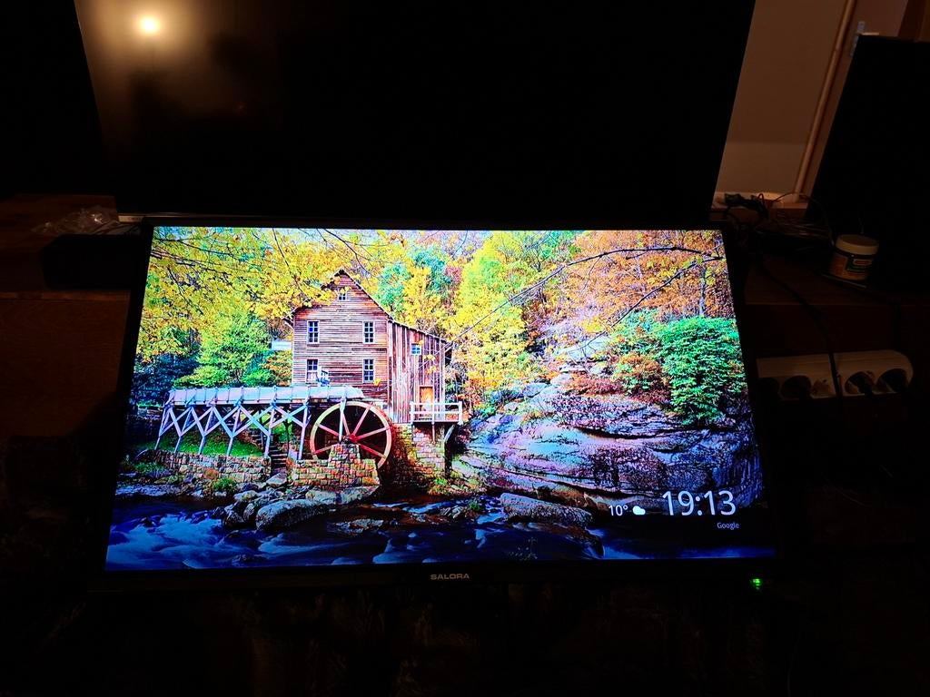 Tv 32 inch met chromecast erbij, Ophalen of Verzenden