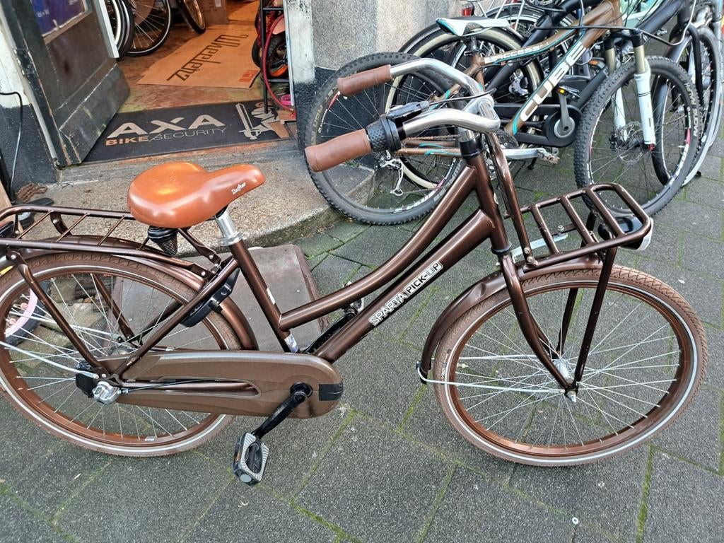 Fraaie sparta pick-up. 24 of 26 inch. Shimano 3 versnelling, Fietsen en Brommers, Fietsen | Meisjes, Ophalen of Verzenden, Zo goed als nieuw
