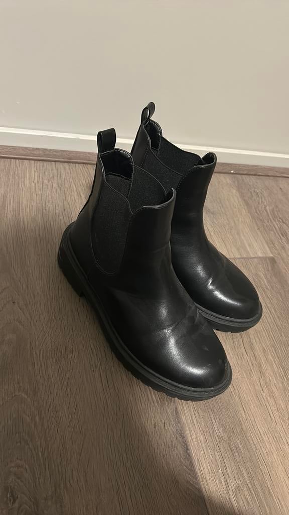 RAID laarsjes maat 38, Kleding | Dames, Schoenen, Ophalen of Verzenden, Zo goed als nieuw, Zwart