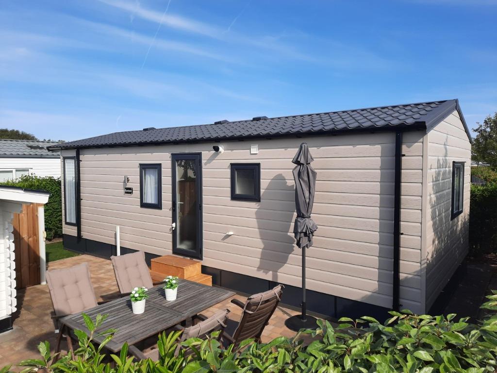 Camping Julianahoeve in Renesse te huur, Tv, Aan zee, Recreatiepark