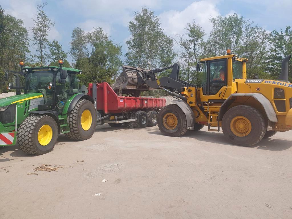 Kraan verhuur minishovel  minikraan  trekker kipper, Tuin- of Vijveraanleg