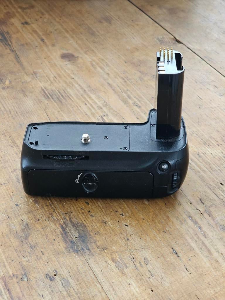 Nikon MB-D80 Multi Power Battery Pack, Ophalen of Verzenden