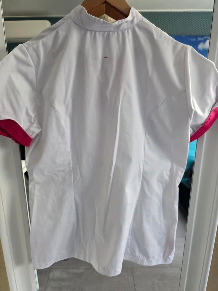 Wit uniform jasje met klein vlekje, Kleding | Dames, Onbekend, Ophalen of Verzenden, Gedragen