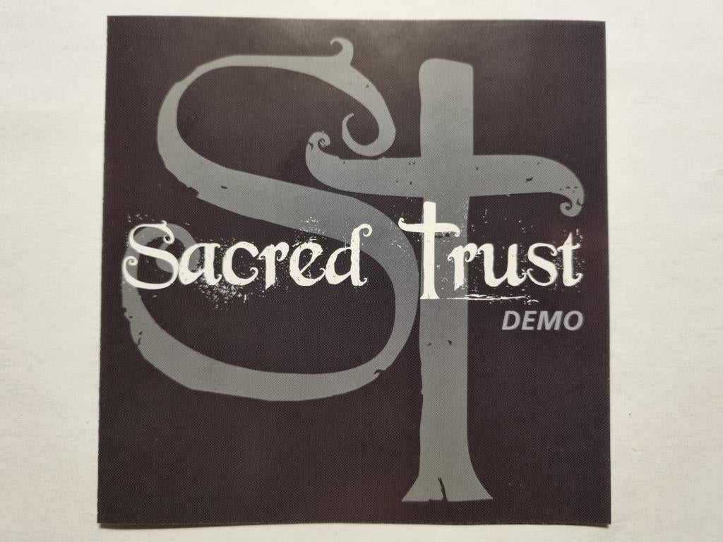 CD Sacred Trust - Sacred Trust [Demo] (2008, NL rock, izgs), Ophalen of Verzenden, Zo goed als nieuw