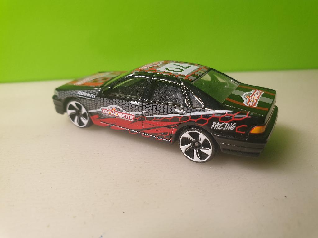 Majorette 233A - Nissan Cefiro A31 [zwart] 1/58, Hobby en Vrije tijd, Modelauto's | Overige schalen, Zo goed als nieuw, Auto, Ophalen of Verzenden