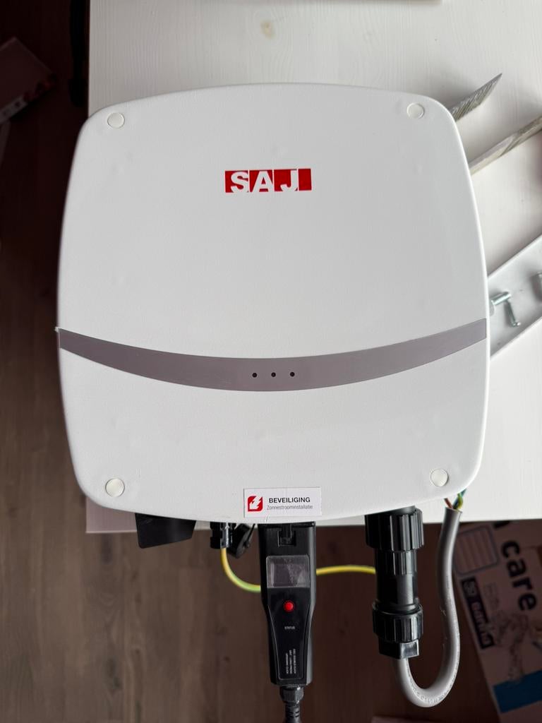 SAJ R5-2K-S1 1-fase omvormer (2 kW), Ophalen of Verzenden, Zo goed als nieuw, Overige typen