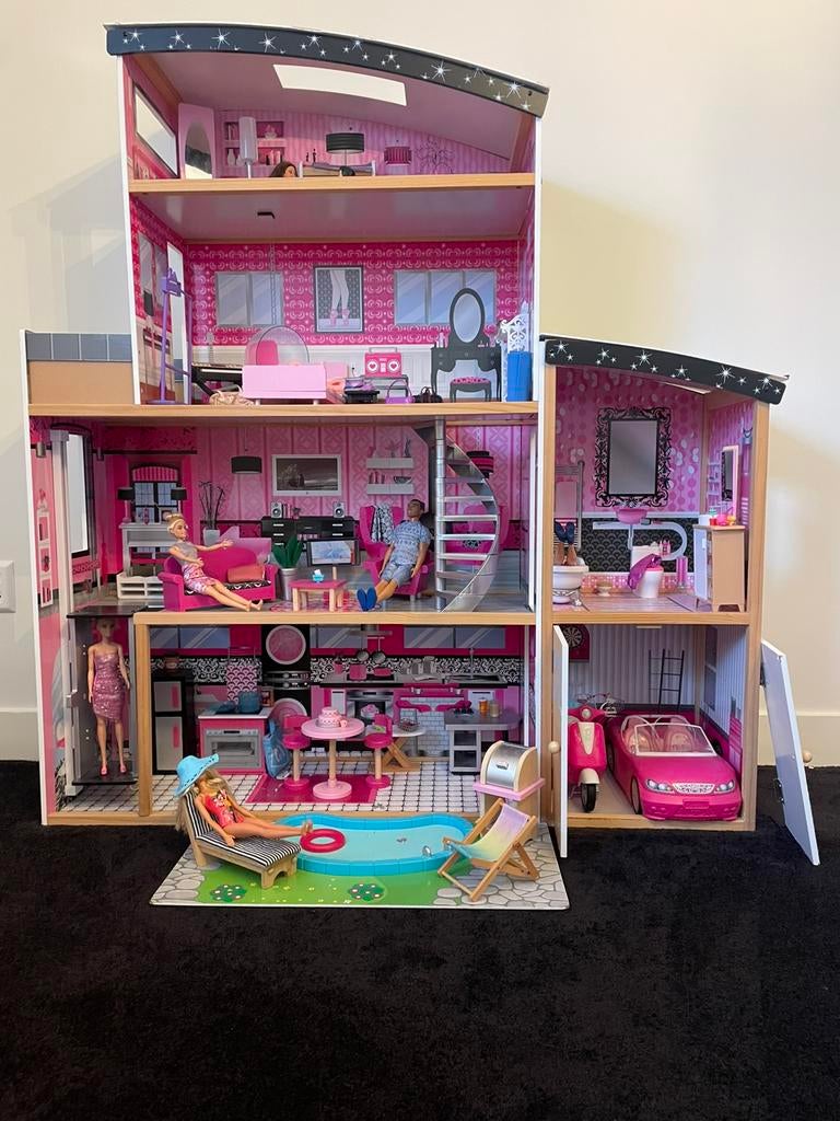 Kidkraft groot Barbie huis incl. Meubels, auto, barbies, Kinderen en Baby's, Speelgoed | Poppenhuizen, Ophalen, Gebruikt, Poppenhuis
