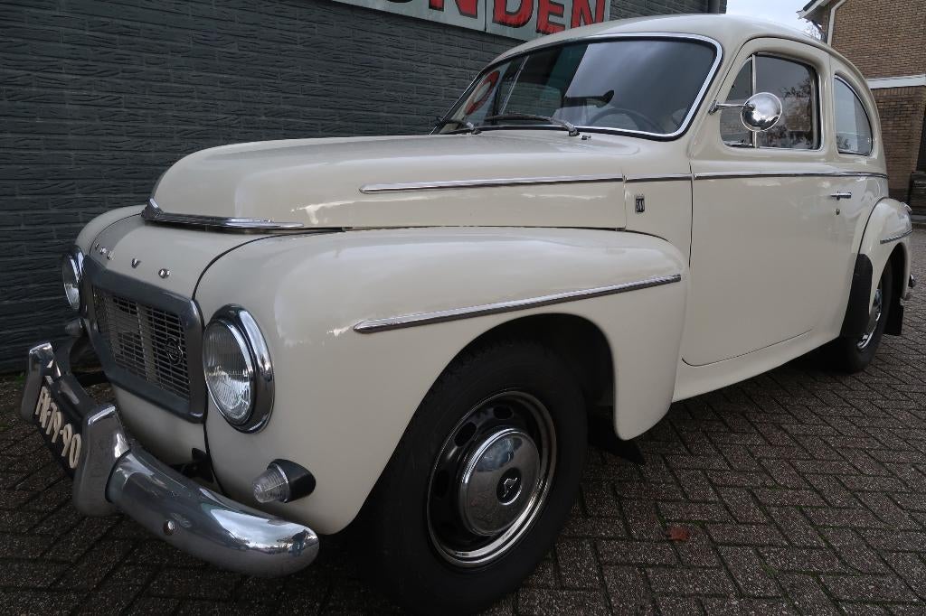 Volvo PV544 1965  Volledig  gerestaureerde klassieker, Achterwielaandrijving, Met garantie (alle), Overige bekleding, Wit