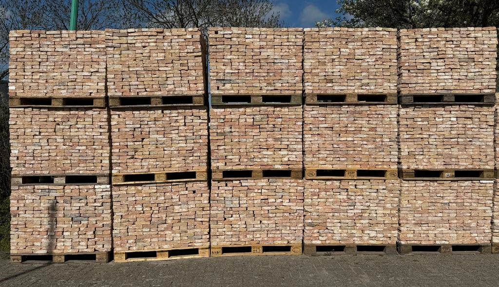17000 stuks metsel geeltjes appelbloesem 1 partij 18x4.4X9cm, Doe-het-zelf en Verbouw, Metselstenen, Ophalen, Gebruikt, Bakstenen