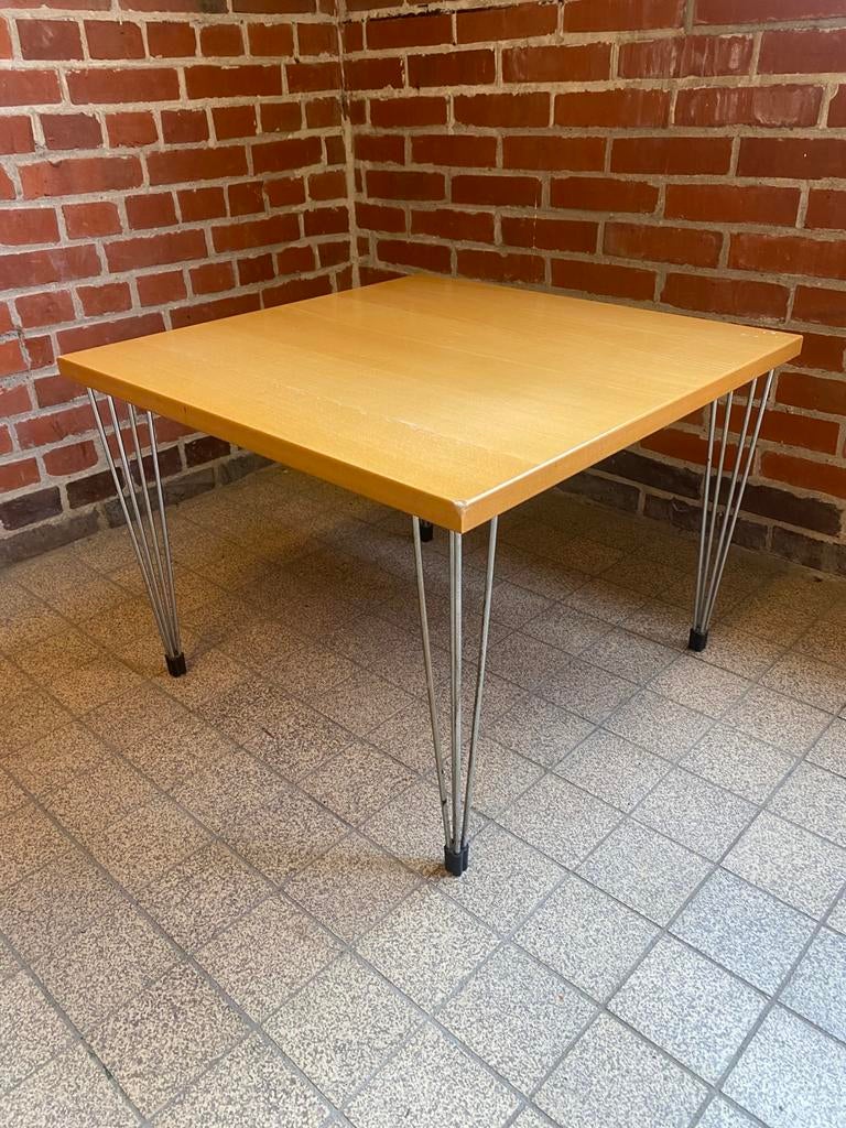 Coffee salon tafel hairpin style Fritz Hansen Arne Jacobsen, Vierkant, 55 tot 75 cm, Zo goed als nieuw, Ophalen