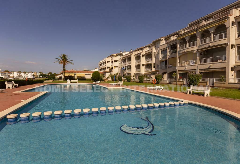 Costa  Brava 3 K appt ook Pinksteren tm 4 juli  drie nachten, 5 personen, 2 slaapkamers, Aan zee, Costa Brava