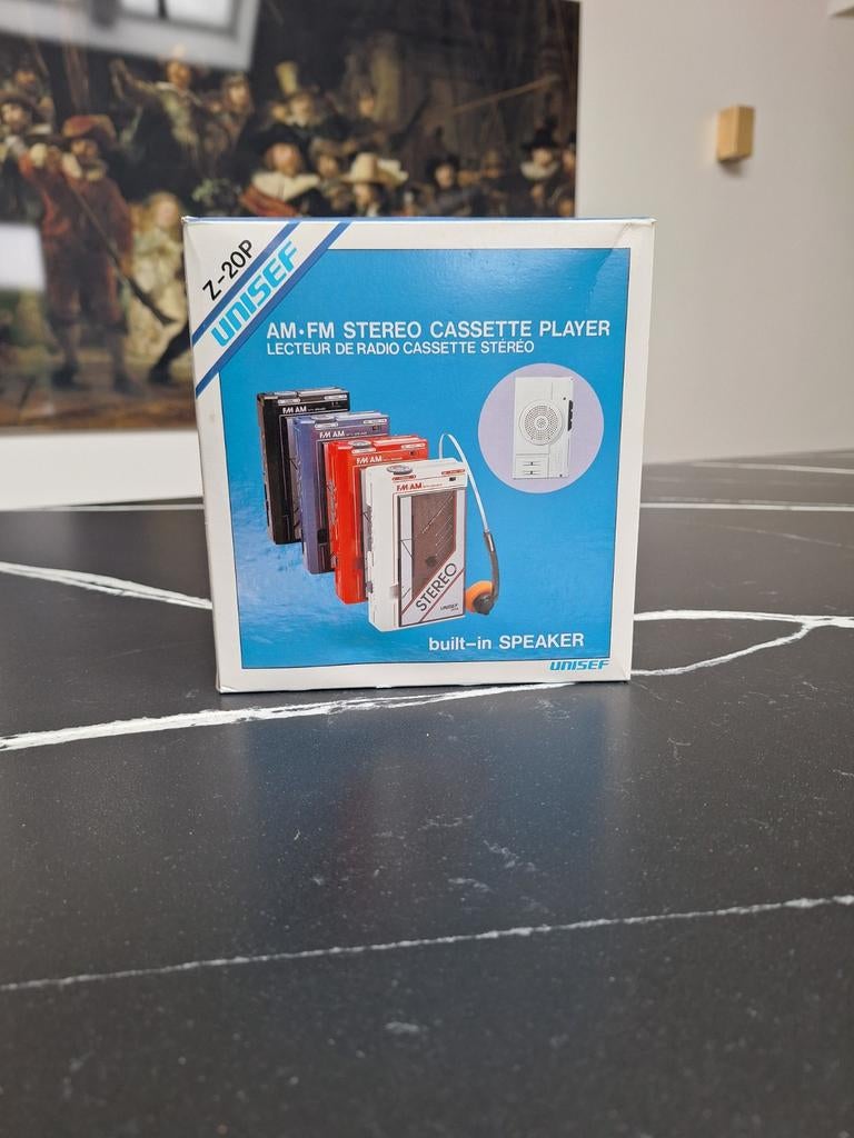Unisef AM/FM Stereo Walkman Z-20P - Nieuw in Doos!, Audio, Tv en Foto, Walkmans, Discmans en Minidiscspelers, Ophalen of Verzenden