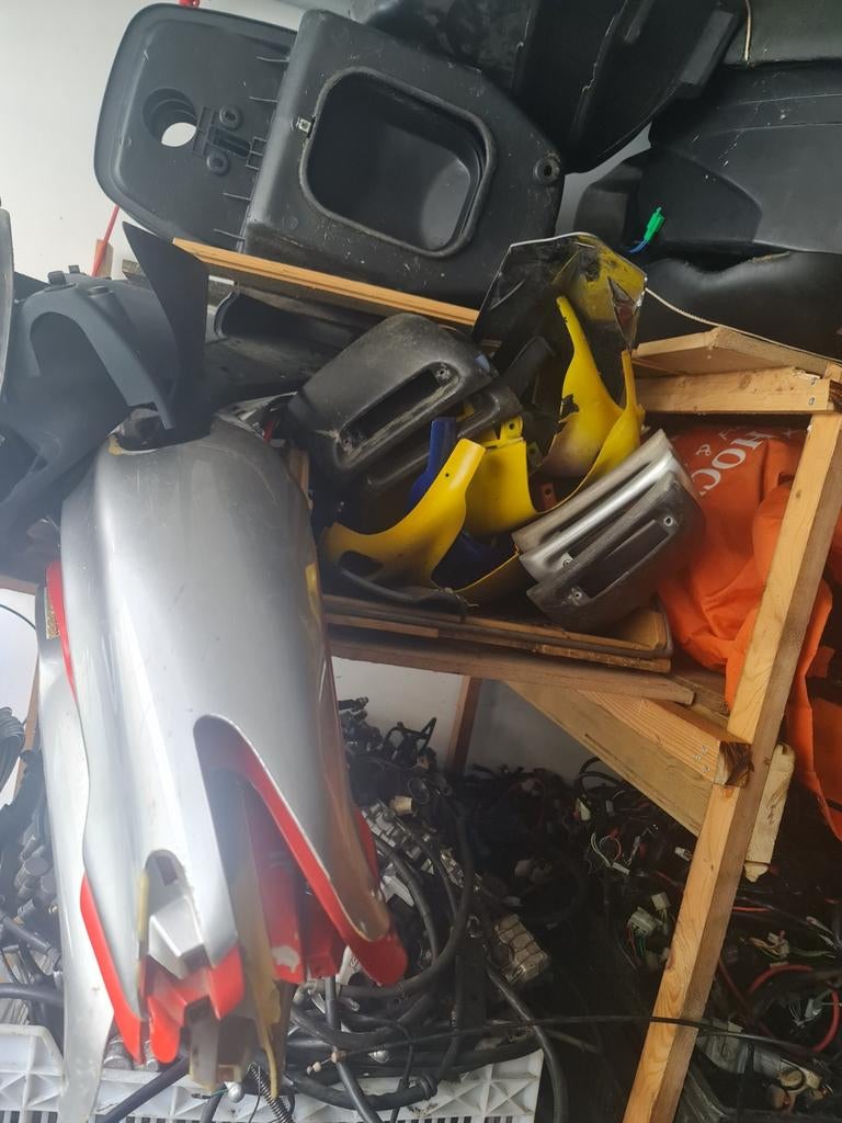 Gilera Runner Kappen buiten kappen en lucht roosters, Ophalen of Verzenden, Gebruikt