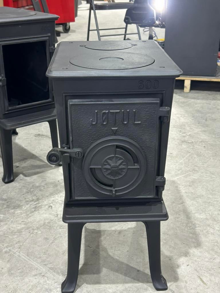 Jotul 600 houtkachel, Ophalen, Zo goed als nieuw, Hout, Houtkachel
