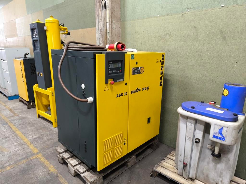 Complete SET 18,5kW freq schroefcompressor Kaeser 2011, Ophalen