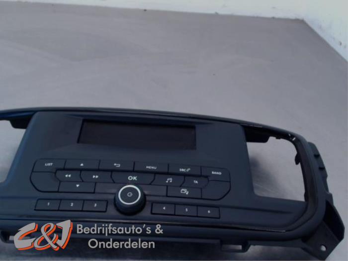 Radio van een Peugeot Expert, Gebruikt, -, -, Ophalen of Verzenden