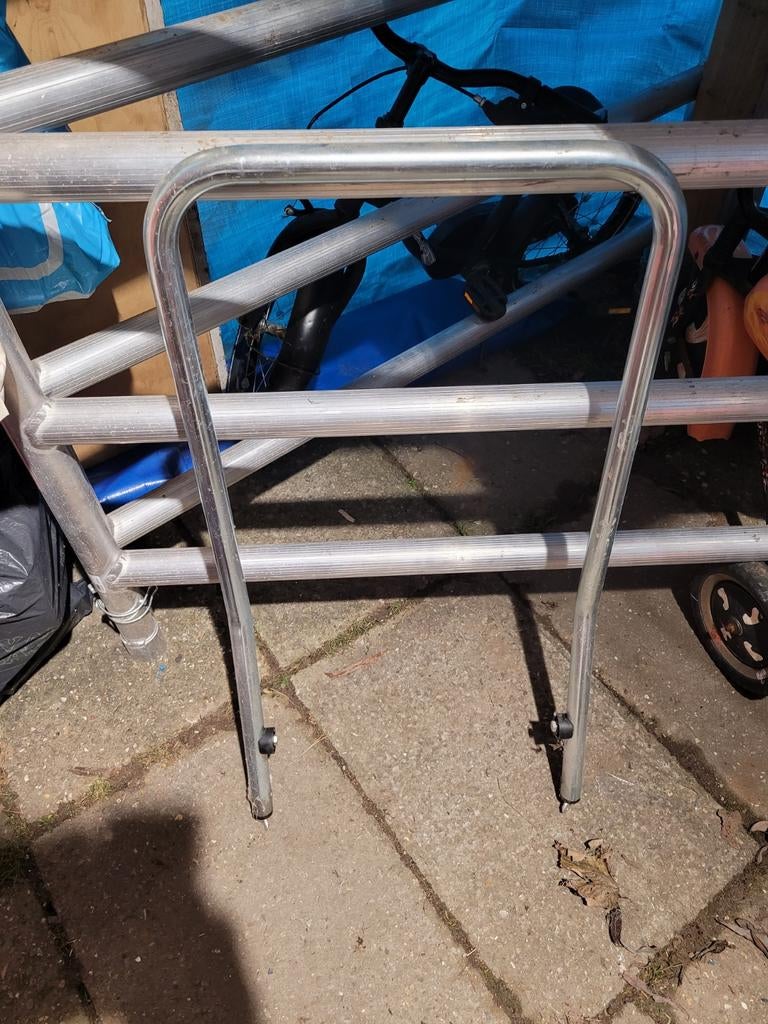 Altrex Trap Beugel - Veiligheid en Stabiliteit, Doe-het-zelf en Verbouw, Ophalen, Gebruikt, Minder dan 2 meter