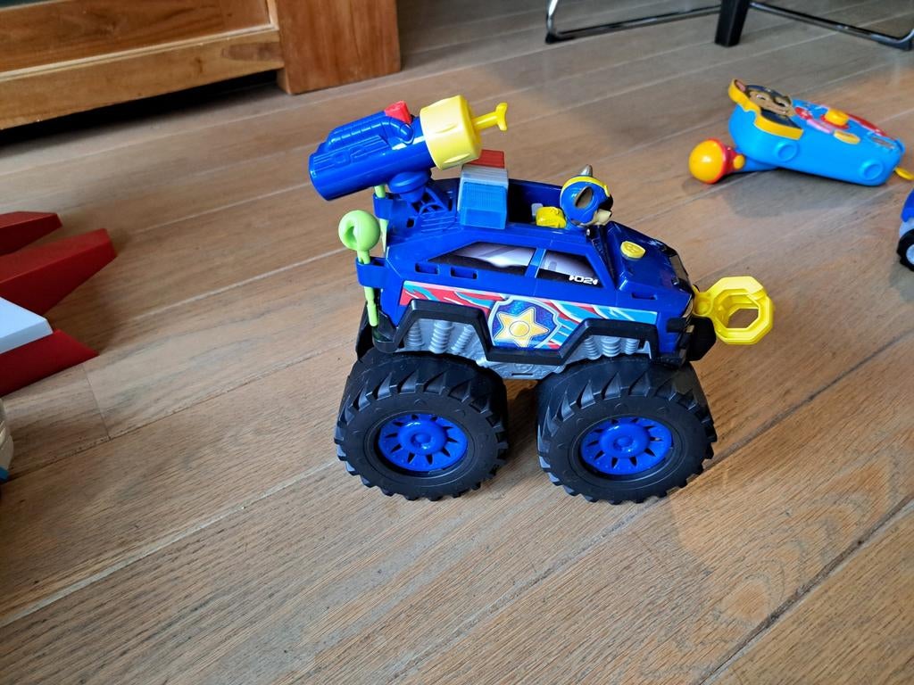 Paw patrol grote voertuig met geluid, Ophalen