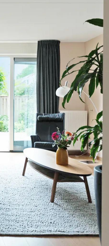 Ikea Stockholm Salontafel Walnootfineer Ovaal, Huis en Inrichting, Tafels | Salontafels, Ophalen, Gebruikt, 50 tot 100 cm, 150 tot 200 cm
