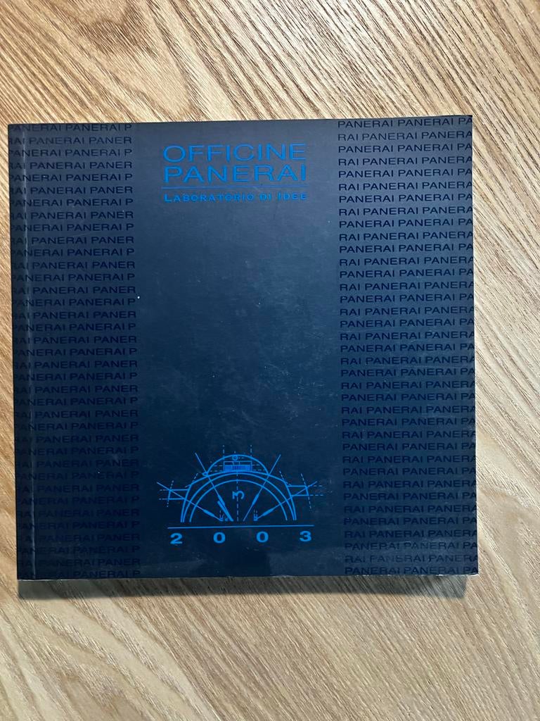 Panerai Catalogus voor Horlogeverzamelaars, Boeken, Ophalen of Verzenden, Zo goed als nieuw, Catalogus