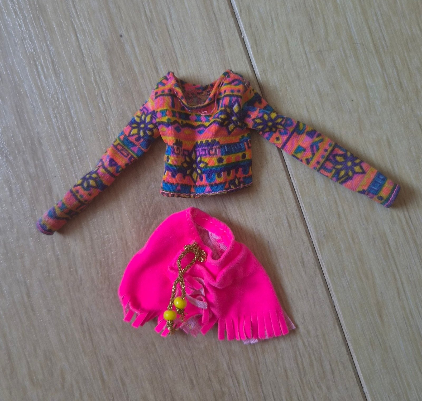 Sindy crimp en bead kleding, Ophalen of Verzenden, Gebruikt, Kleertjes