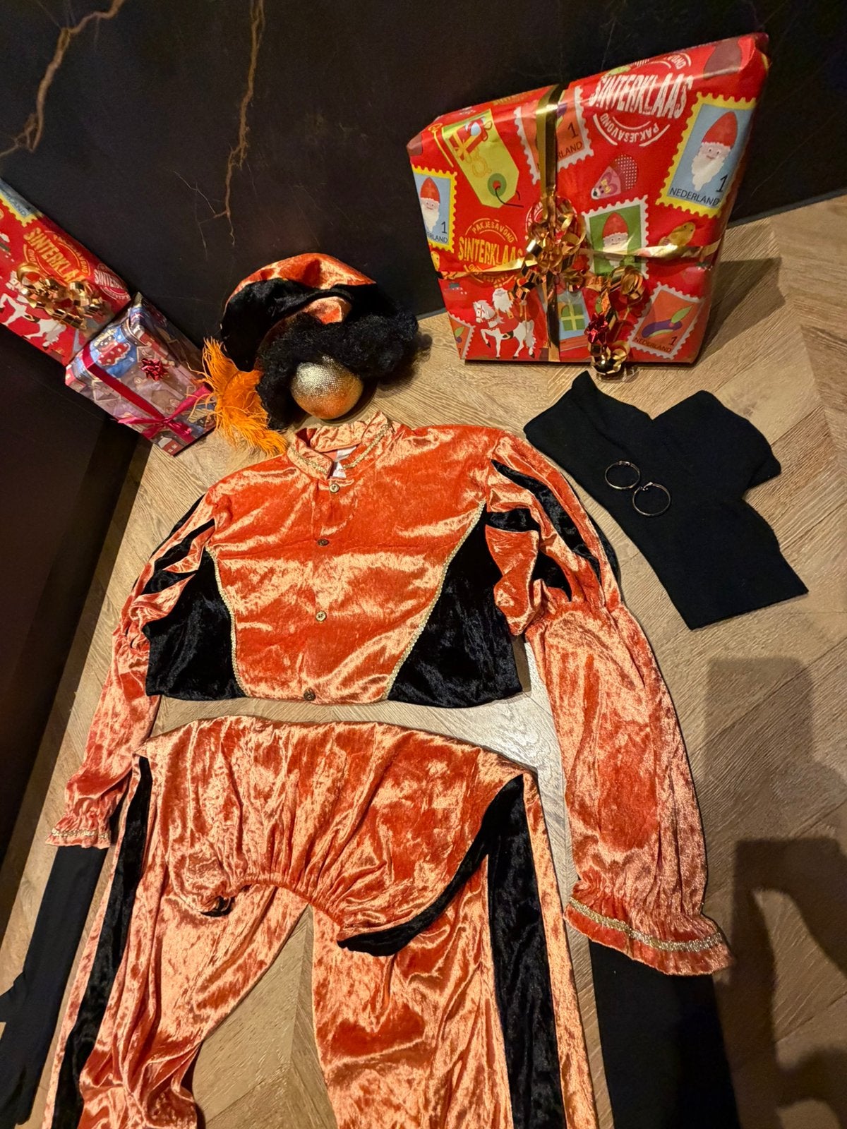 Pietenpak oranje zwart handwerk maat xl set sinterklaas set, Ophalen of Verzenden, Zo goed als nieuw