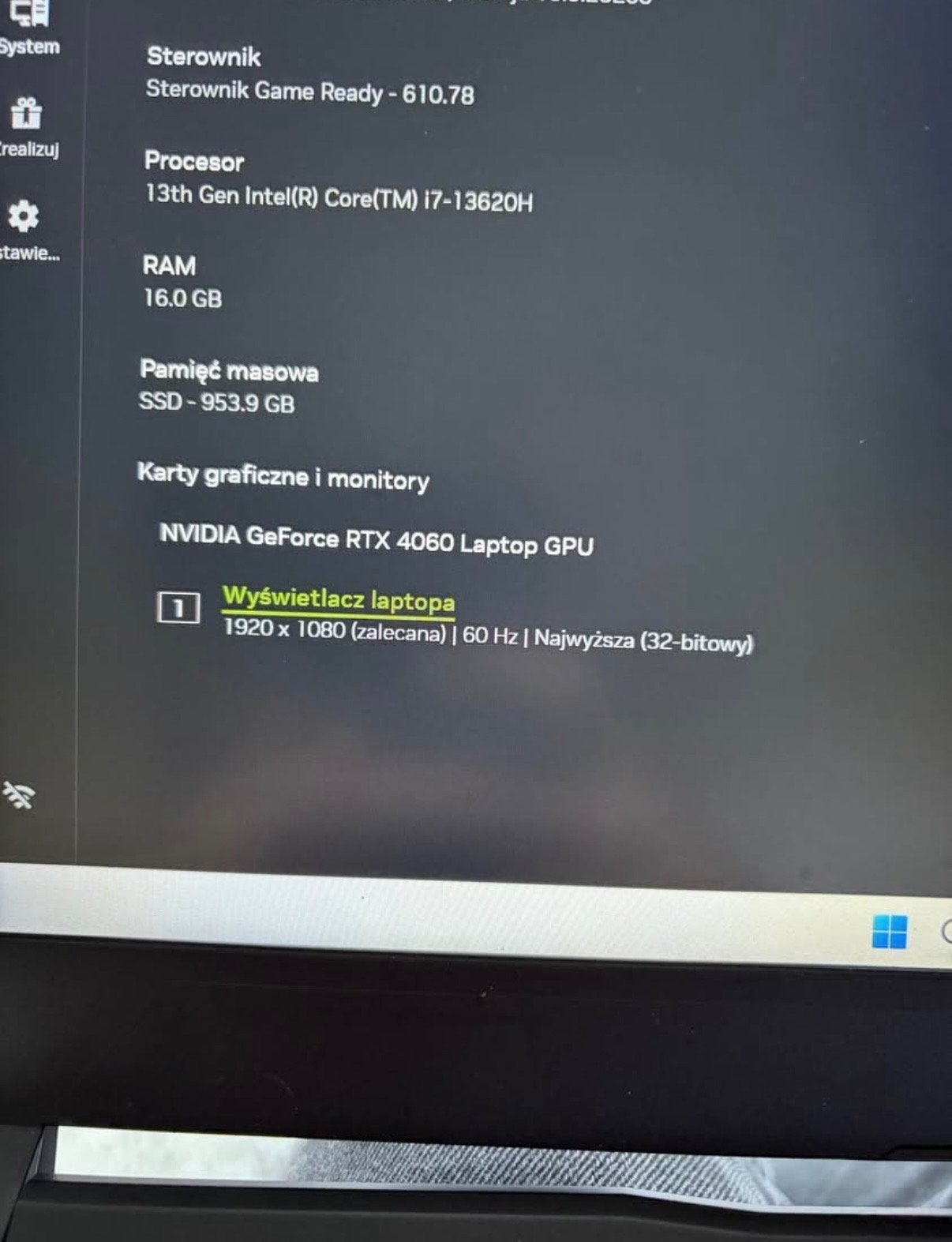 Foto 4 van MSI Katana 15 B13VFK Gaming Laptop i7-13620H RTX 4060