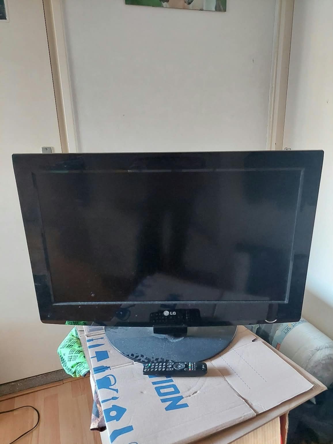 LG 32LG2100 LCD TV - 81 cm (32 inch) - Gebruikt, Audio, Tv en Foto, Televisies, Ophalen, Gebruikt, 50 Hz, 80 tot 100 cm