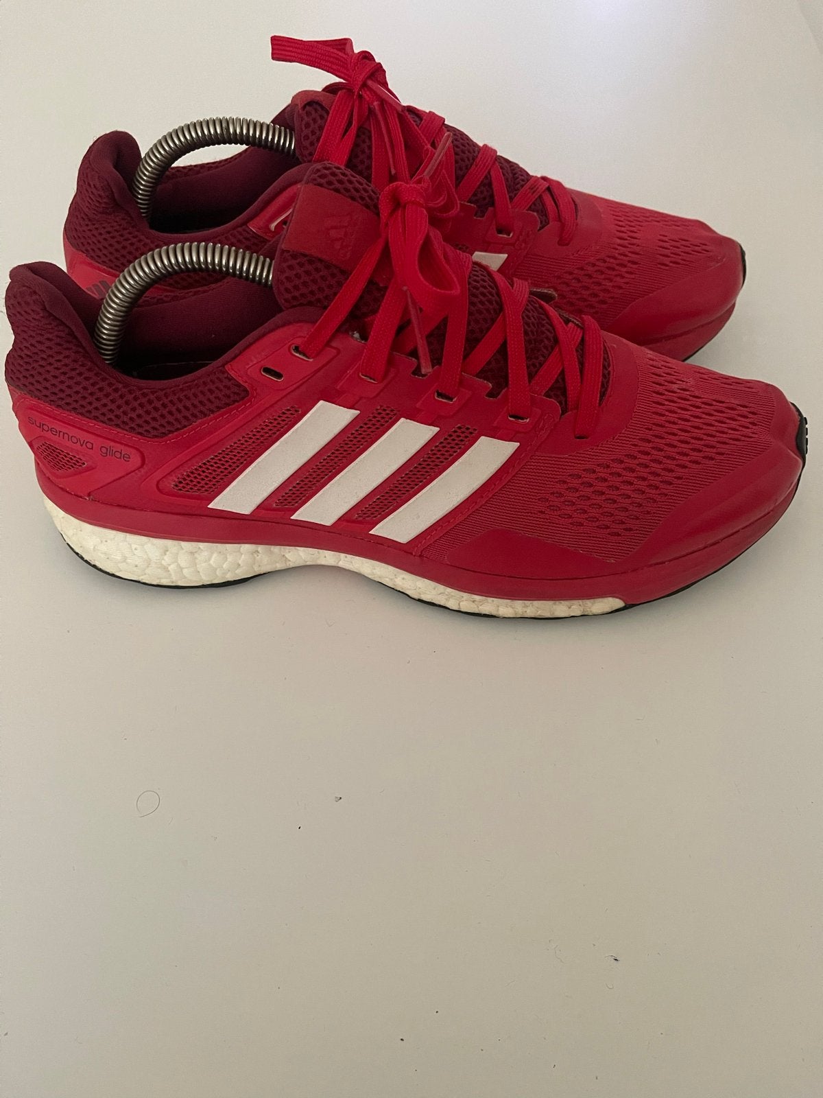 Rode Adidas hardloopschoenen sportschoenen maat 42, Gebruikt, Hardloopschoenen, Hardlopen, Ophalen