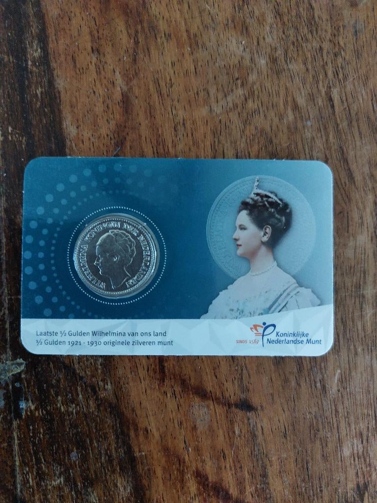 Wilhelmina  1/2 gulden (1921,1929) in Coincard KNM, Verzenden, Koningin Wilhelmina, ½ gulden