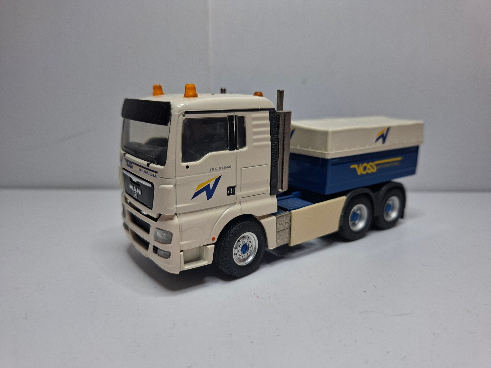 conrad man voss, Hobby en Vrije tijd, Ophalen, Zo goed als nieuw, Bus of Vrachtwagen, Conrad