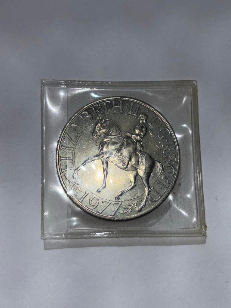 Munt Elizabeth II 1977, Ophalen of Verzenden, Overige landen, Losse munt